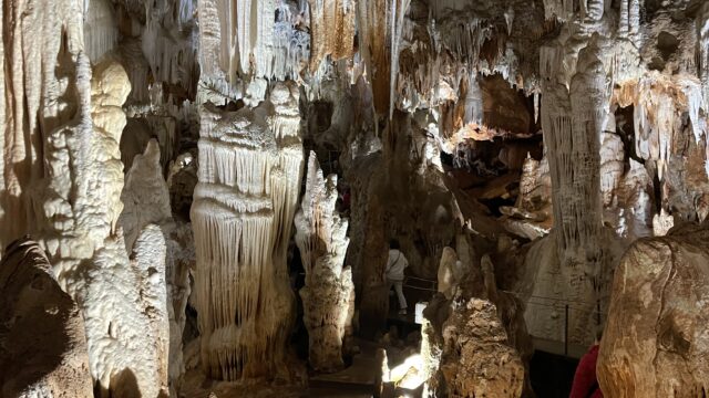 cuevas del aguila 2